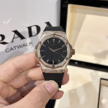 Hublot Replica Watch Orlinski King Gold Black With Full Diamond Case HBF 40mm