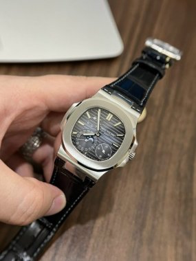 Patek Philippe Replica Watch Nautilus 5712 Blue Dial Leather Strap PPF Factory 40mm