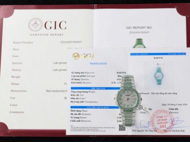 Patek Philippe Best Copies Watch Nautilus 7118 Custom Diamonds Moissanite Hong Kong 35.2mm