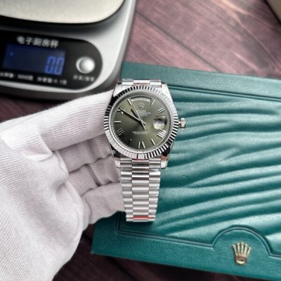 Rolex Day-Date 228236 Replica Watch Refine Green Dial GM V2 40mm