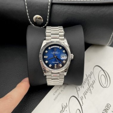 Rolex Day-Date Replica Watch Blue Dial Oyster Strap EW Factory 36mm