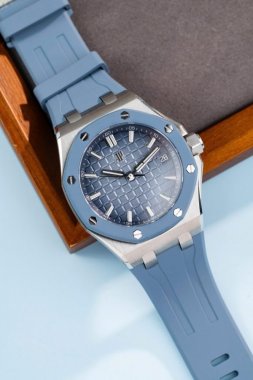 Audemars Piguet Best Copies Watch Royal Oak Offshore 15605SK Bezel Rubber Bule 43mm