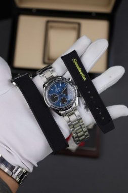 Omega Speedmaster Replica Watch Racing Chronograph Dial Blue 40mm