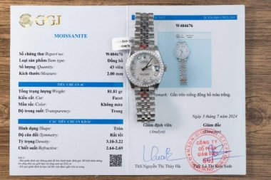 Rolex DateJust Replica Watch Mother Of Pearl Dial With Moissanite Bezel 31mm