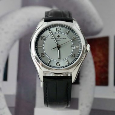 Patek Philippe Complications 5146 Luxury Fake Watches Leather Strap 39mm