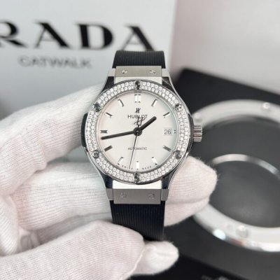 Hublot Classic Fusion Replica Watch Moissanite White Dial 38mm