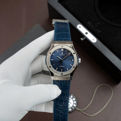 Hublot Classic Fusion Titanium Blue Replica Watches Movement SW300 Crocodile Leather Strap 42mm